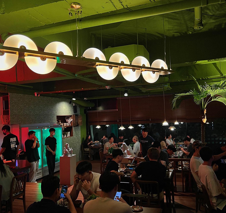 홍콩 분위기 물씬나는 이국적인 인테리어2